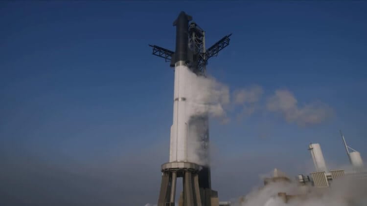 SpaceX запустила ракету Starship Super Heavy. Starship Super Heavy с другого ракурса. Фото.