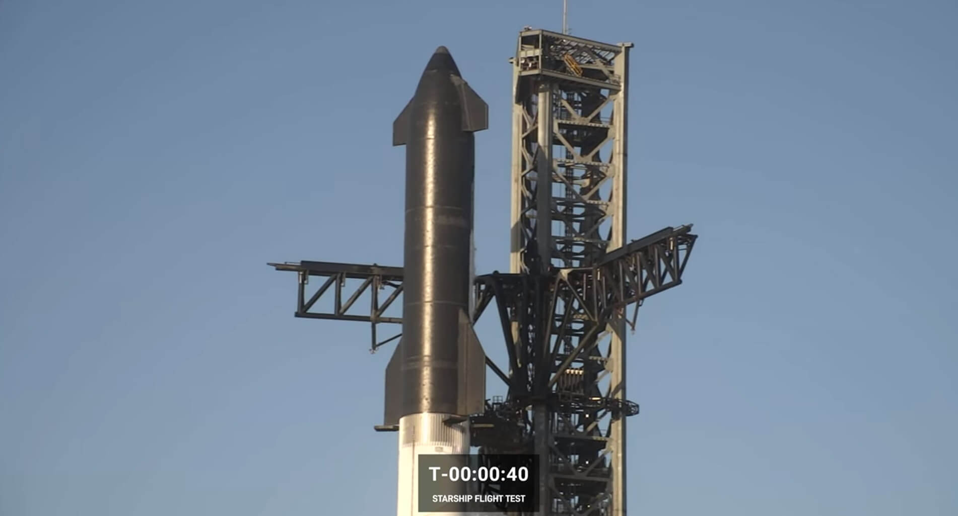 Запуск SpaceX Starship перенесли. Запуск Starship Super Heavy был перенесен на неопределенный срок из-за проблем с первой ступенью. Фото.