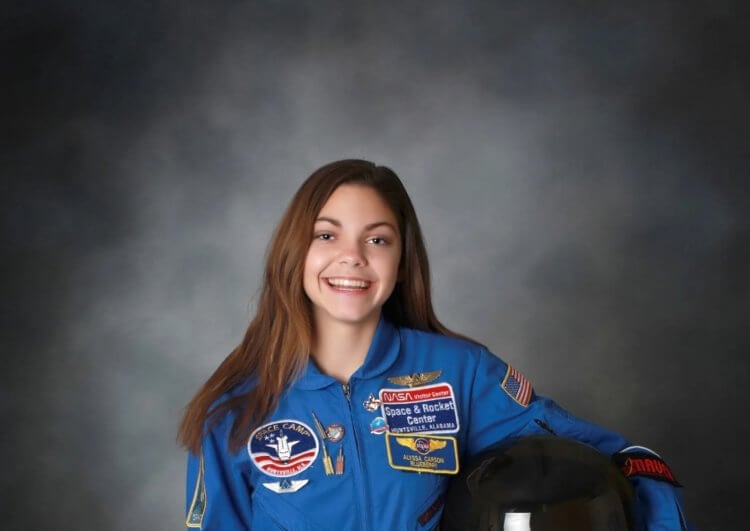Как стать космонавтом NASA. Алисса Карсон заинтересовалась космосом в 3 года и упорно шла к своей мечте. Фото.