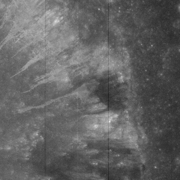 Новые фотографии Луны от NASA. Часть лунного кратера Брюс. Фото.