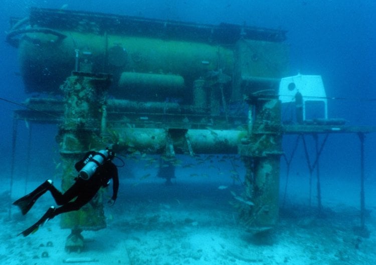 Подводная лаборатория Aquarius. Подводная лаборатория «Водолей». Фото.