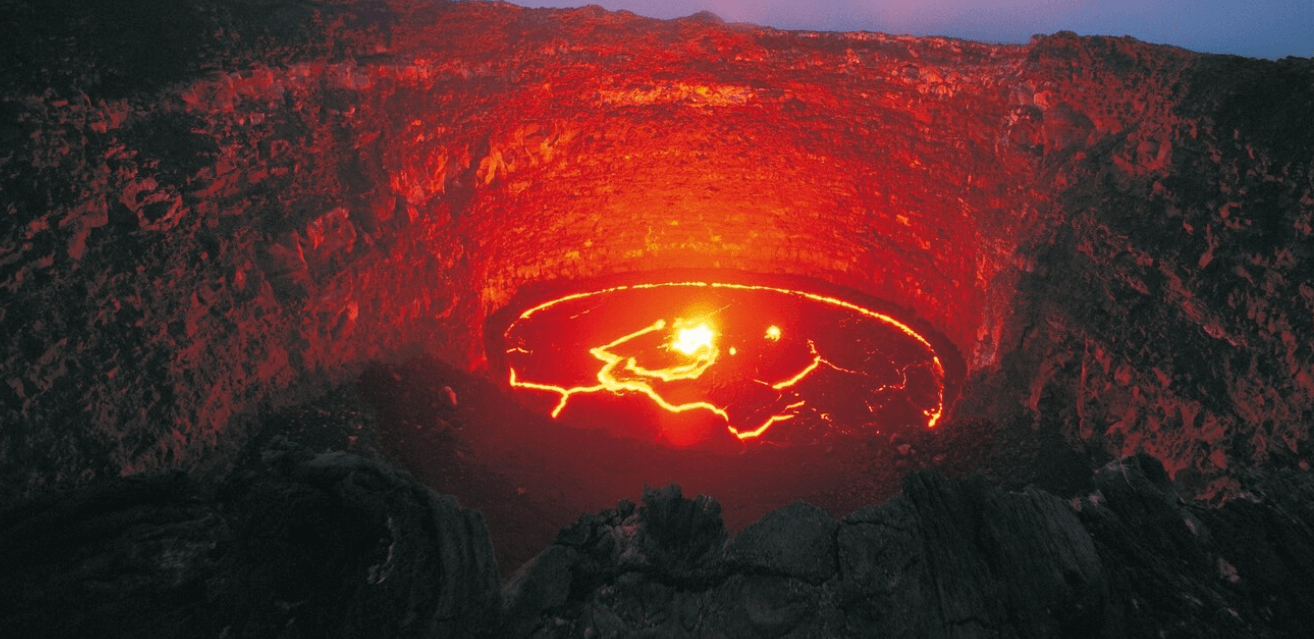 Ученые раскрыли причину аномальной вулканической активности в Турции. Действующий вулкан Эрта Але в Турции. Фото.