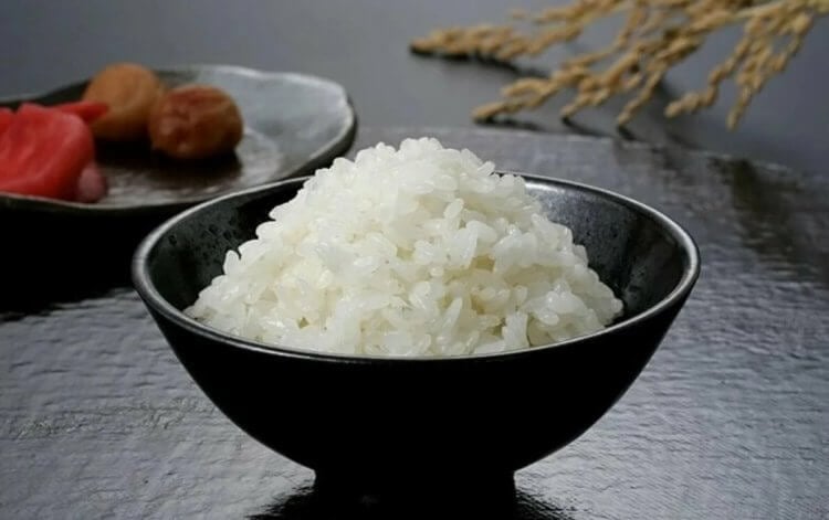Максимальный срок хранения риса. При соблюдении строгих условий хранения, рис может не портиться 30 лет и больше. Фото.
