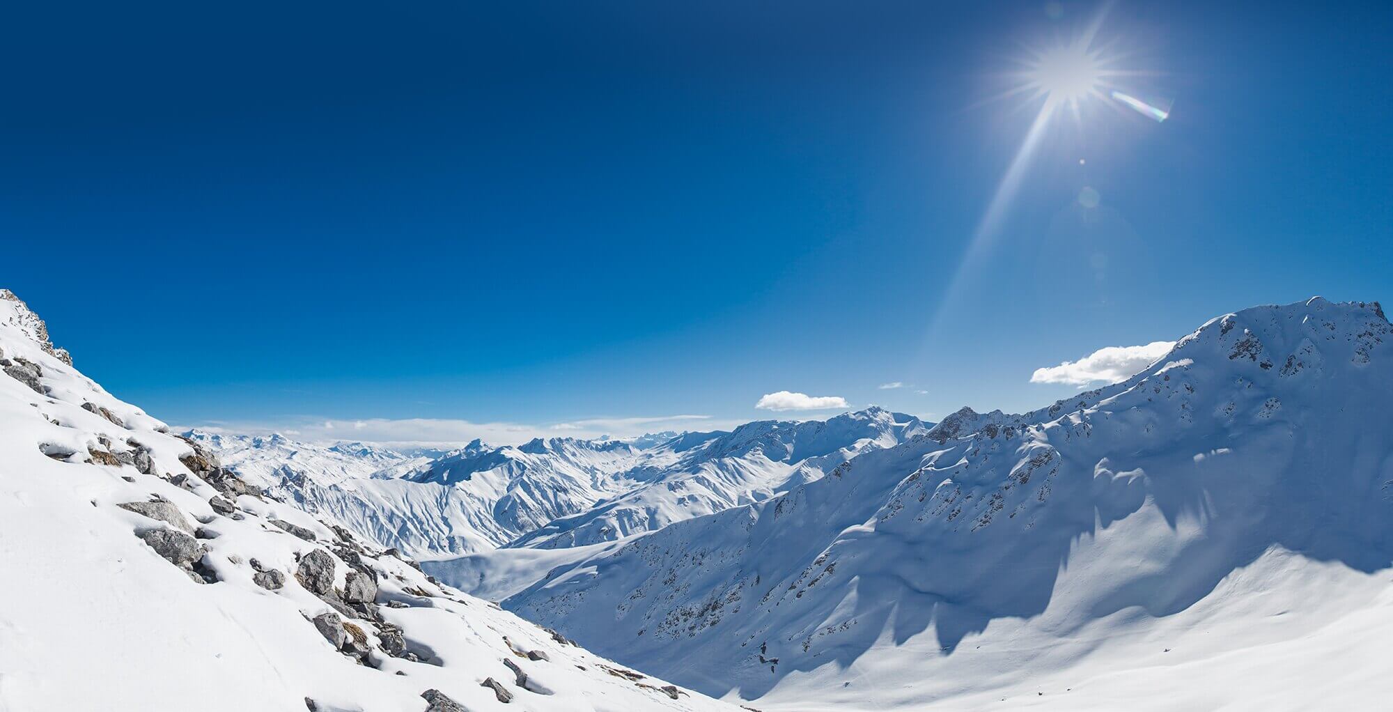 Температура скал в Альпах начала быстро расти. Каждый 10 лет средняя температура в Альпах повышается на 0,3 градуса, а скалы нагреваются еще быстрее. Фото.