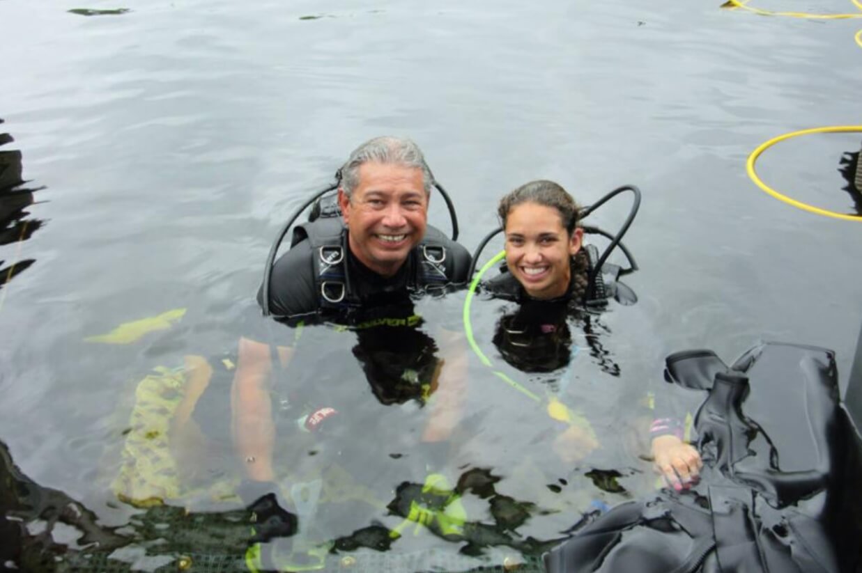 Мировой рекорд по пребыванию под водой. После всплытия на поверхность, Джессике Фейн и Брюсу Кантреллу пришлось восстанавливаться, и никакого полезного эффекта они не ощутили. Фото.