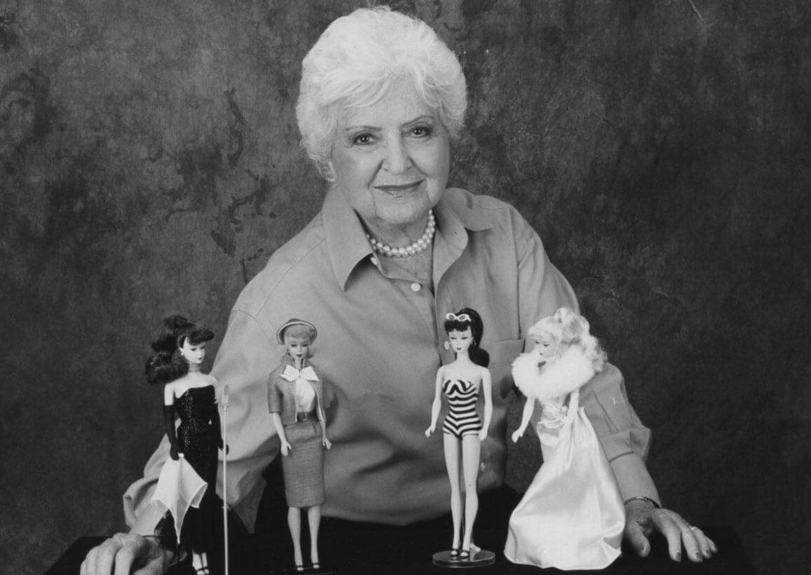 Кто изобрел куклу Барби. Рут Хэндлер умерла в 2002 году из-за осложнений после операции на кишечнике, ей было 85 лет. Фото.