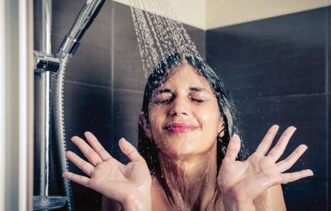 Сколько раз в день нужно принимать душ, чтобы быть здоровым. Фото.