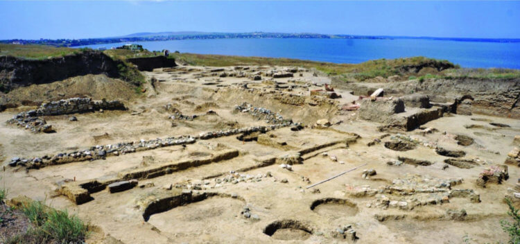 Фанагория — древнегреческая колония. Раскопки Фанагории на территории Таманского полуострова, начались в 2004 году. Фото.