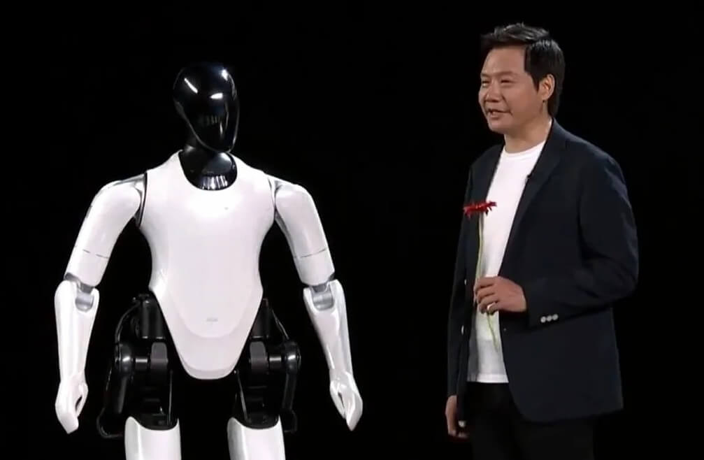 Роботы от Tesla и Xiaomi. Робот Xiaomi CyberOne. Фото.