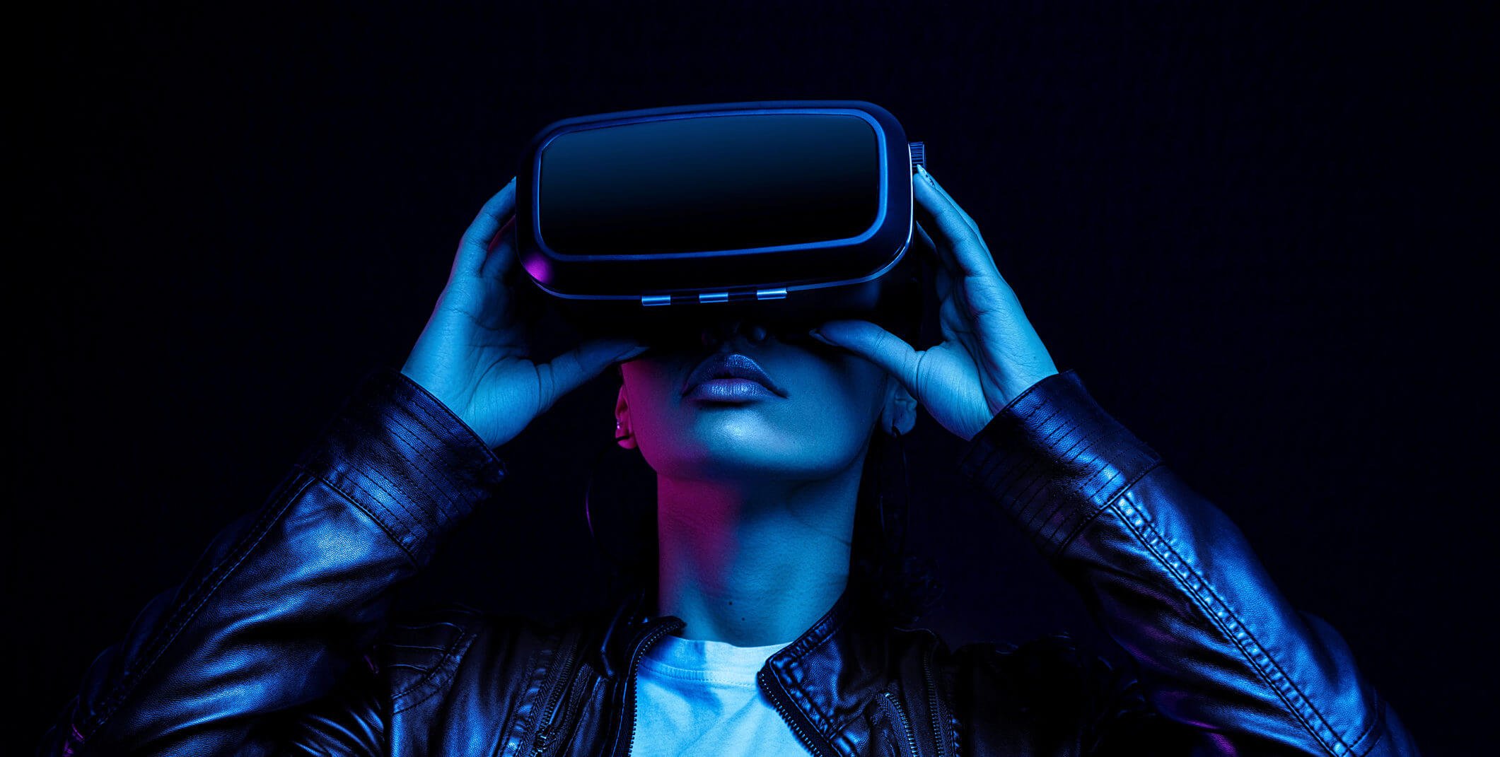 Побочные эффекты технологий виртуальной реальности: что нужно знать? В ближайшем будущем компьютерные мониторы можно будет заменить на портативные устройства виртуальной реальности. Но хорошая ли это идея? Фото.