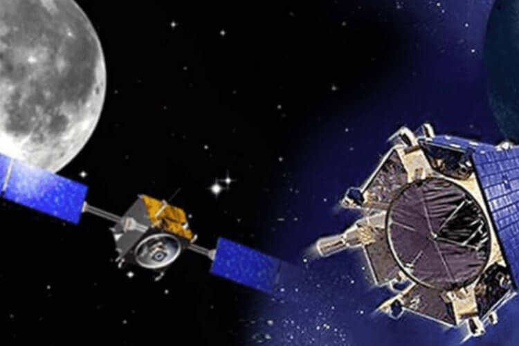 Как Земля влияет на появление воды на Луне. Новый источник воды был обнаружен космическим аппаратом Чандраян-1. Фото.