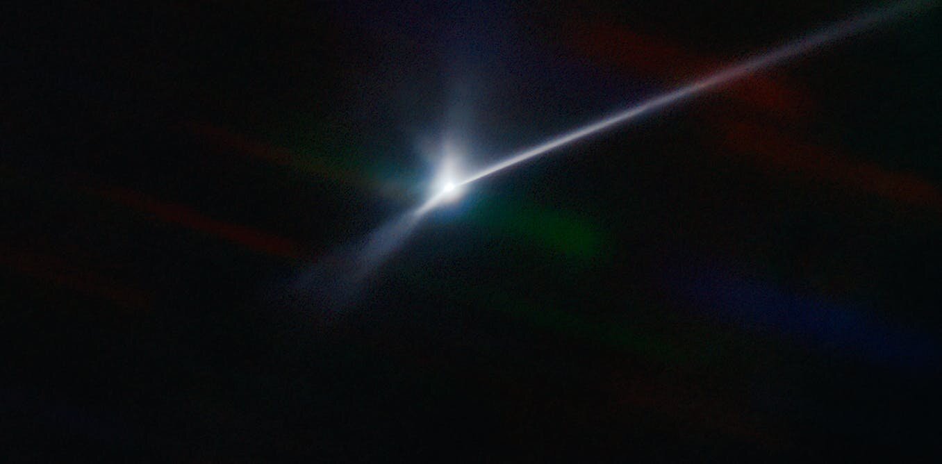 Почему астероид Диморфос стал замедляться? В результате столкновения аппарата DART с астероидом возник кратер диаметром в десятки метров. Фото.
