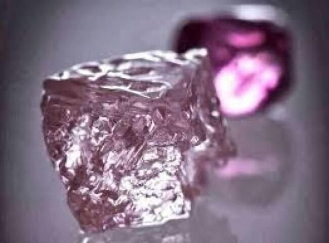 Секрет розовых бриллиантов наконец раскрыт. Фото.