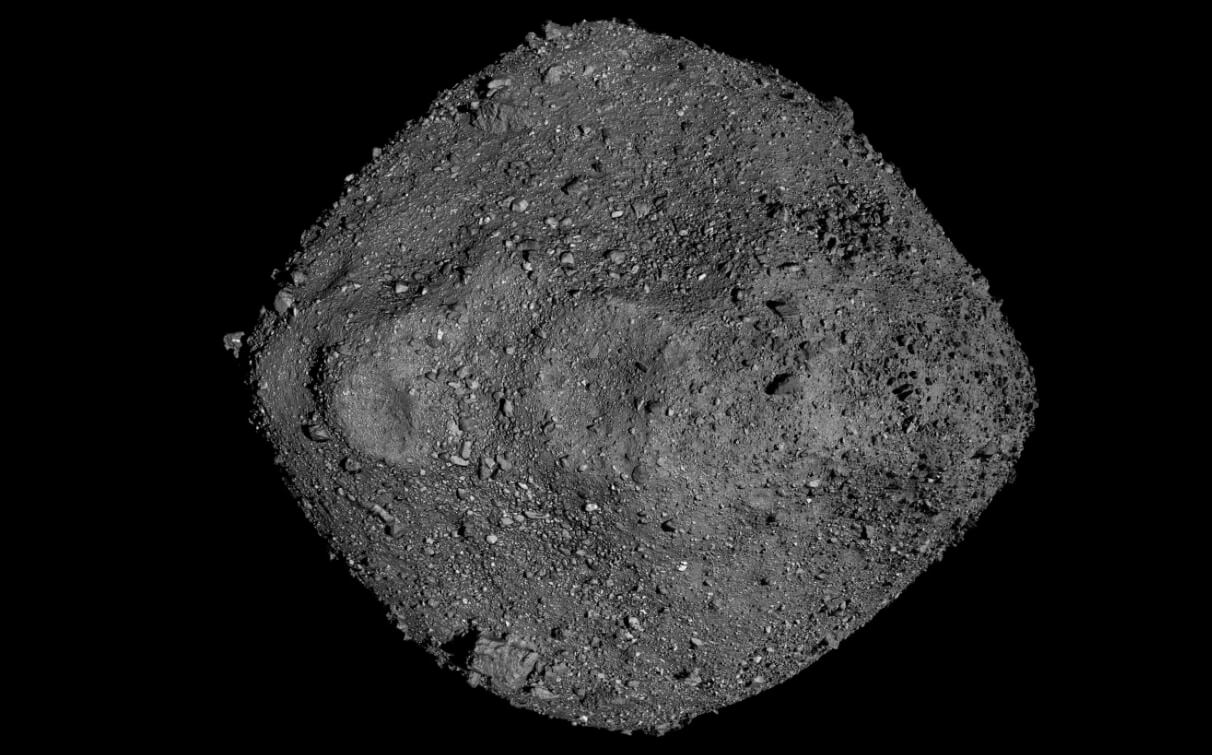 Миссия OSIRIS-REx по изучению астероида Бенну. Фотография астероида Бенну. Фото.
