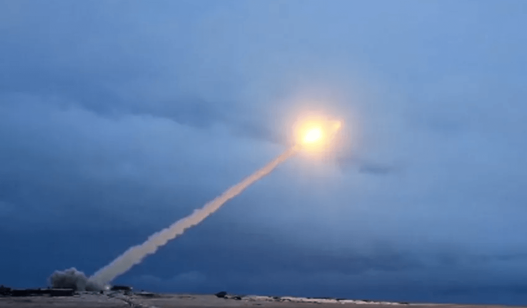 Зачем нужна крылатая ракета с ядерной установкой. Испытания ракеты «Буревестник», предположительно, прошли в Арктике. Фото.