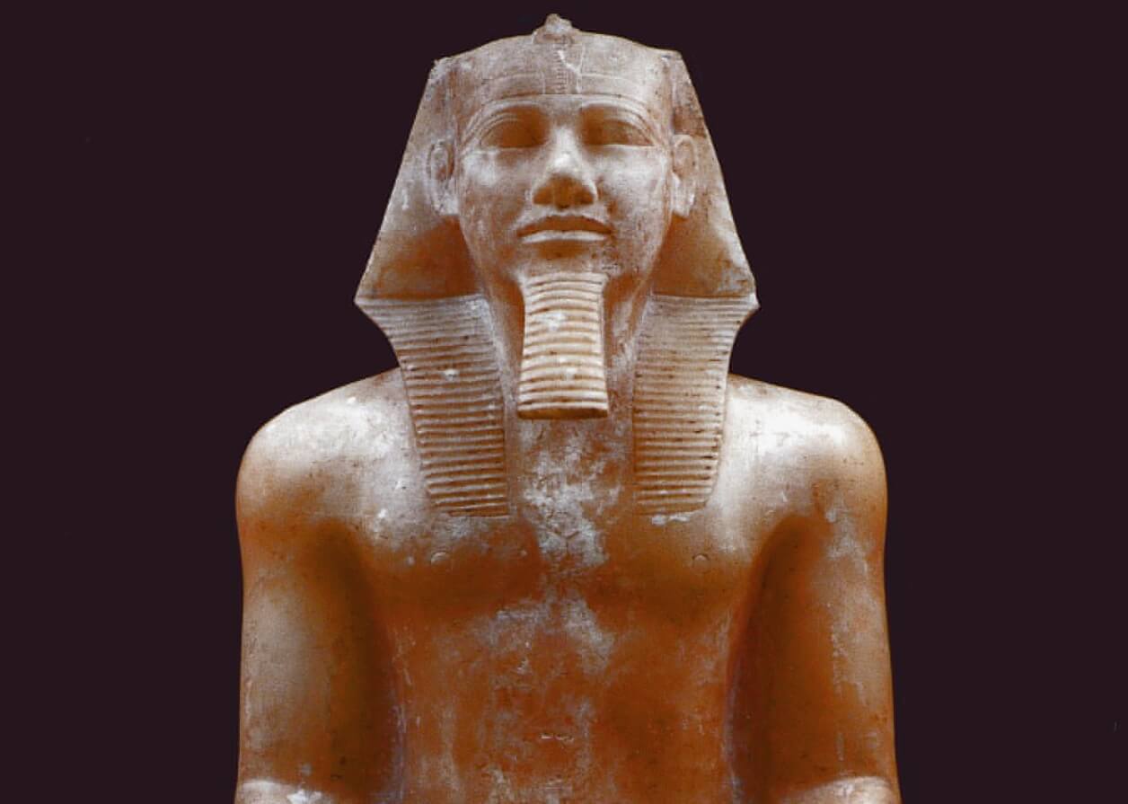 Анекдот про египетского фараона. Строители пирамид явно не любили фараона Хеопса, которому была посвящена огромная гробница. Фото.