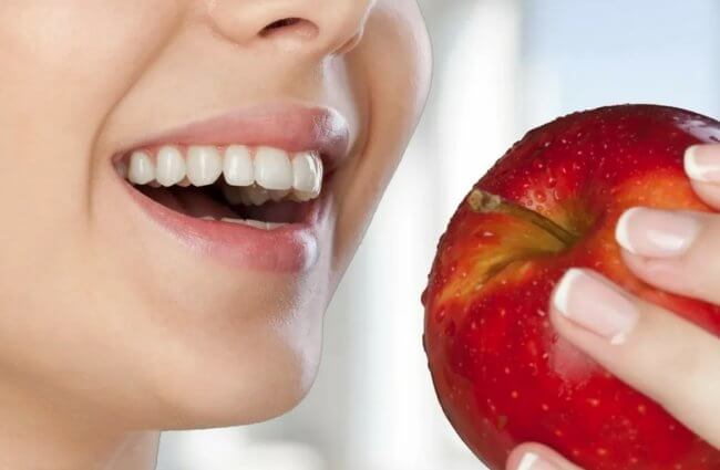 Неожиданные продукты, которые разрушают наши зубы каждый день. Фото.