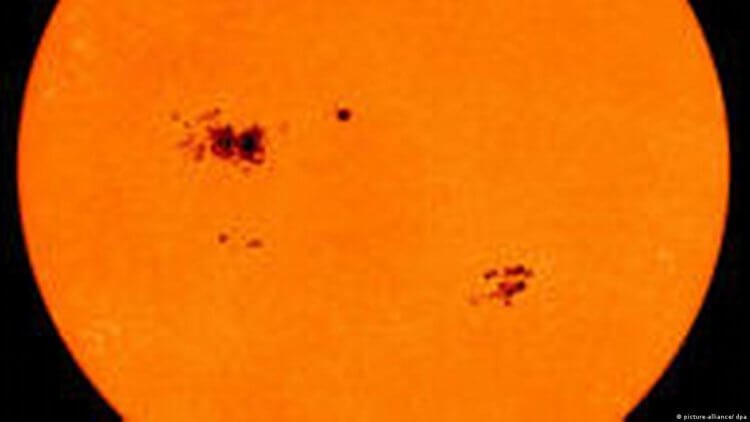 Когда наступит солнечный максимум. Ученые зафиксировали на Солнце 20-летний пик пятен. Фото.