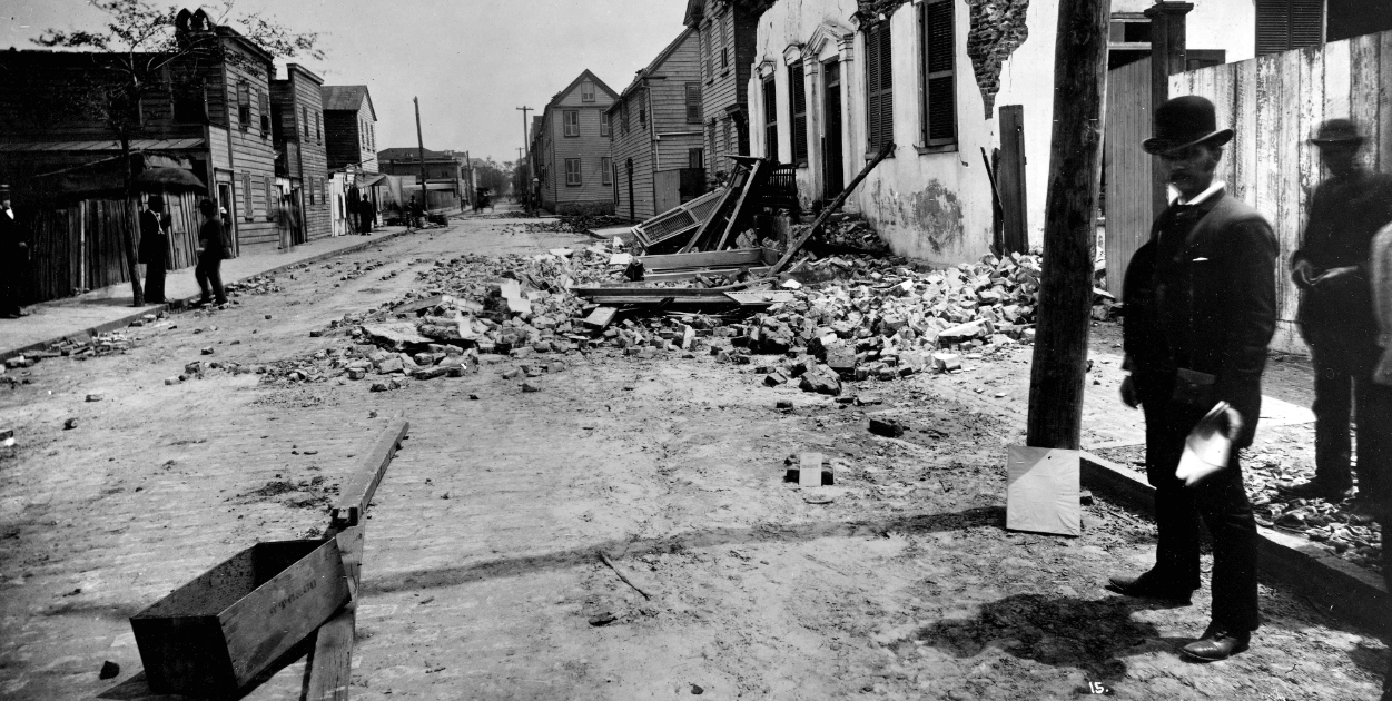 Землетрясения могут длиться столетиями. Землетрясение в Чарльстоне в 1886 году привело к множественным разрушениям и гибели 60 человек. Фото.