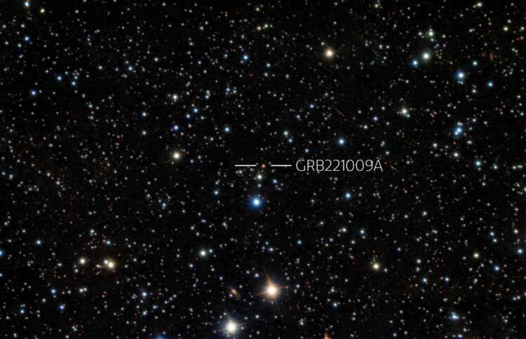 Влияние гамма-всплеска на ионосферу Земли. Гамма-всплеск произршел в созвездии Стрельца примерно в 2,4 млрд световых лет от нашей планеты. Фото.
