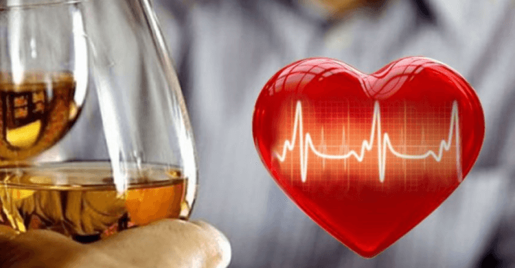 Полезен ли алкоголь для сердца в малых дозах. Однозначных данных о влиянии алкоголя на сердце не существует. Фото.
