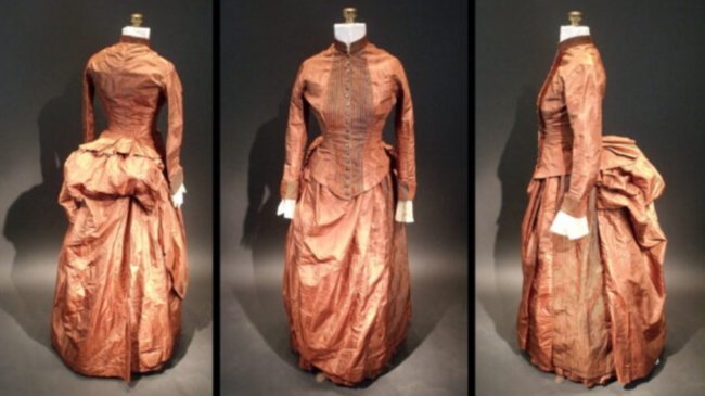 Найденный внутри платья 19 века загадочный шифр наконец-то разгадан. Фото.