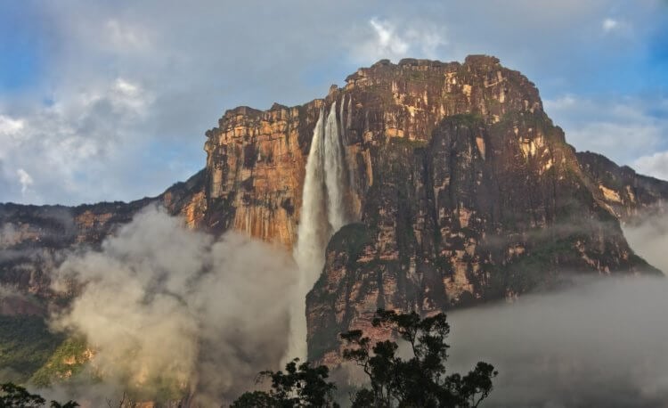 Кто открыл водопад Анхель. Гора Ауян-Тепуи. Фото.