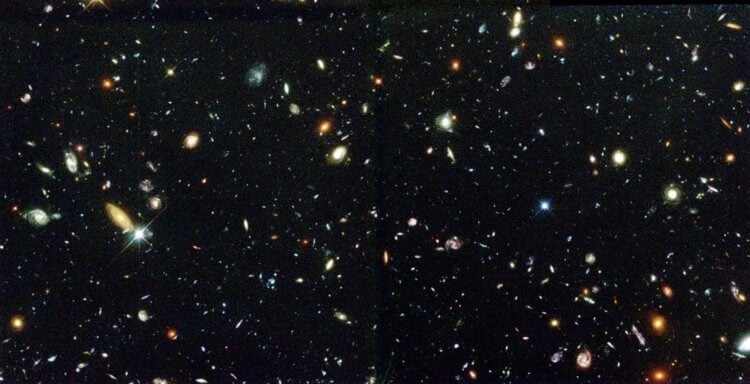 Фотографии галактик в космосе. Часть фотографии Hubble Deep Field (HDF). Фото.