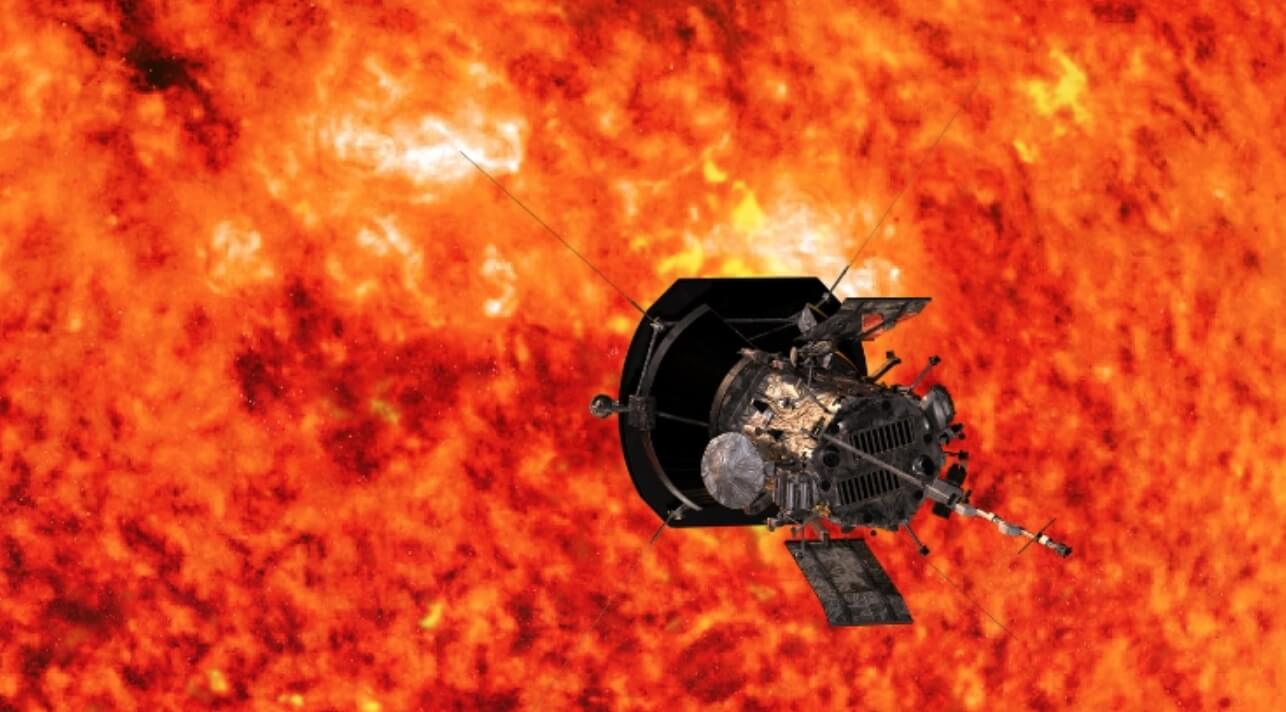 Приближение зонда «Паркер» к Солнцу в 2024 году. Космический зонд «Паркер» на фоне Солнца. Изображение: NASA. Фото.