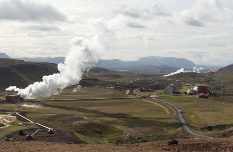 Исландский проект глубокого бурения. Геотермальная электростанция «Крюфлустюд». Фотография: Villy Fink Isaksen. Фото.