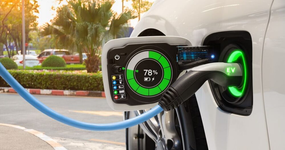 新技術のおかげで電気自動車は1回の充電で1000km以上走行できるようになる