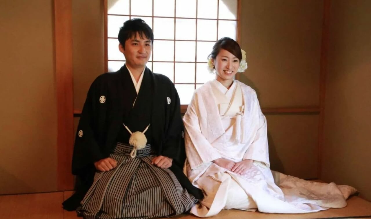 О-миаи — способ создания семьи в Японии. Свадьба в Японии. Источник изображения: King Goya. Фото.