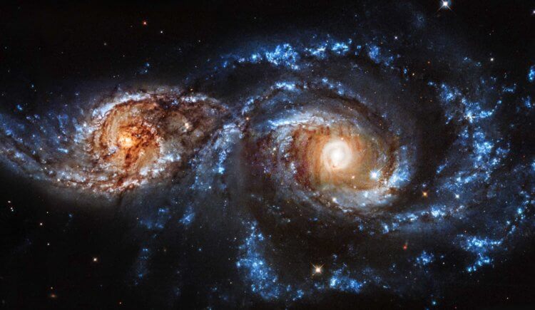 Столкновение галактик Млечный путь и Андромеда. Через несколько миллиардов лет галактики Млечный путь и Андромеда столкнутся. Источник изображения: NASA. Фото.