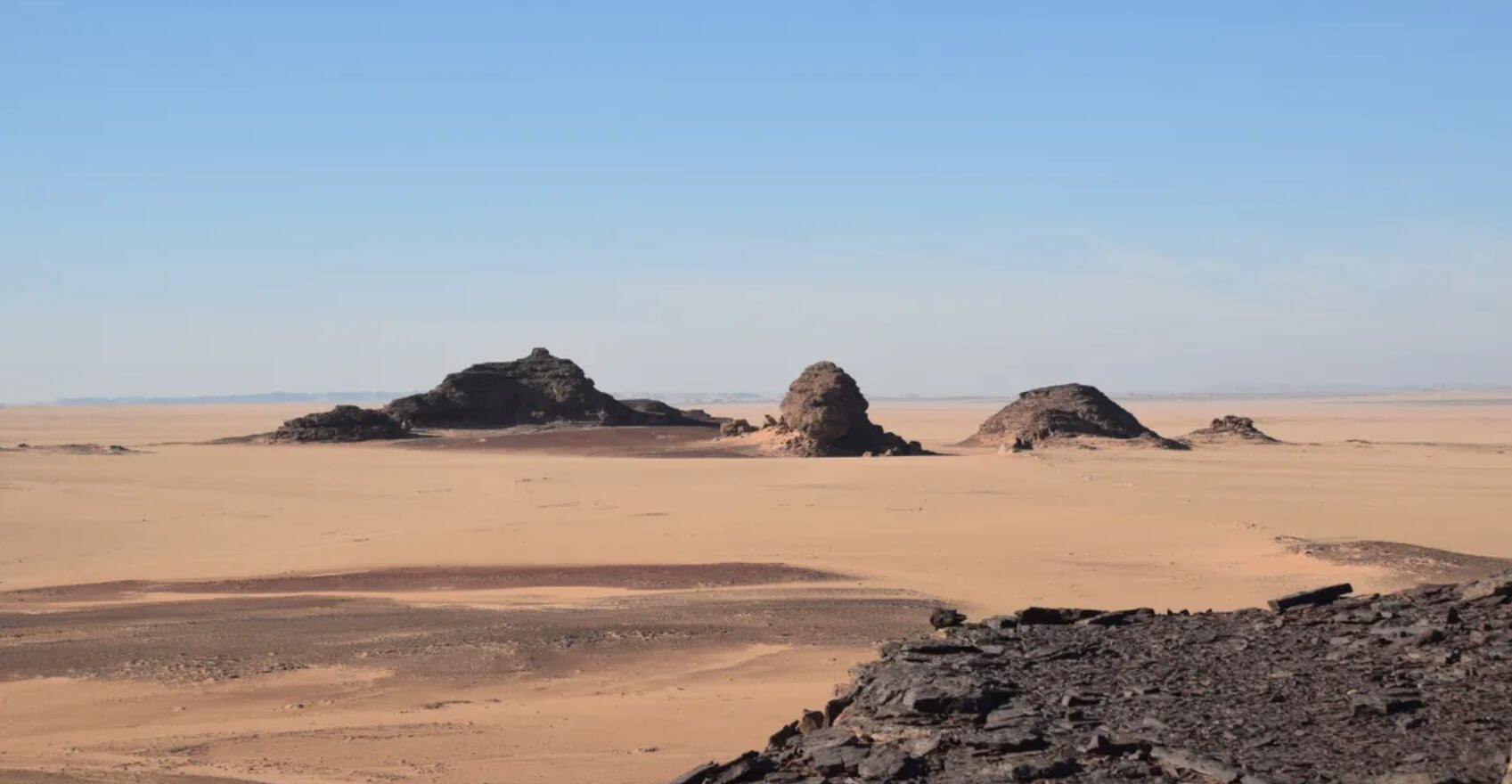 Почему раньше Сахара не была пустыней. Сегодня регион Этбай выглядит так. Источник Фотографии: IFL Science. Фото.