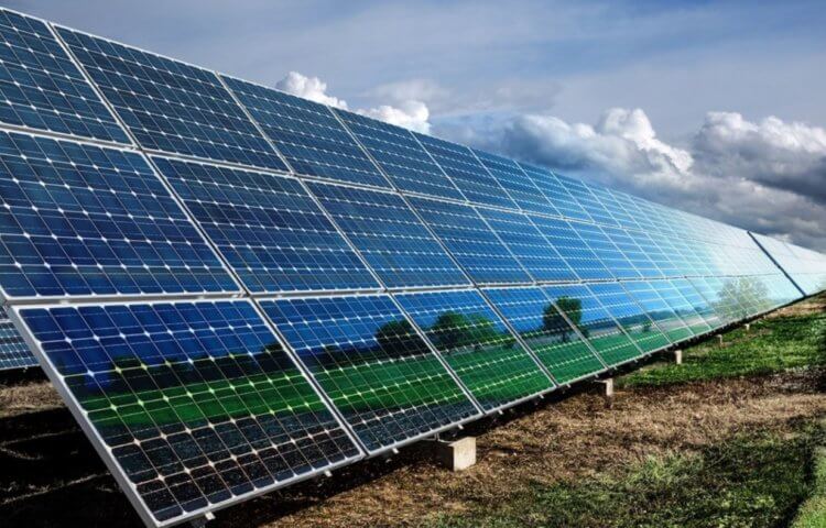 Чем солнечные электростанции лучше обычных. Солнечные электростанции строятся во всем мире, и некоторые страны хорошо в этом преуспевают. Источник: se.com. Фото.