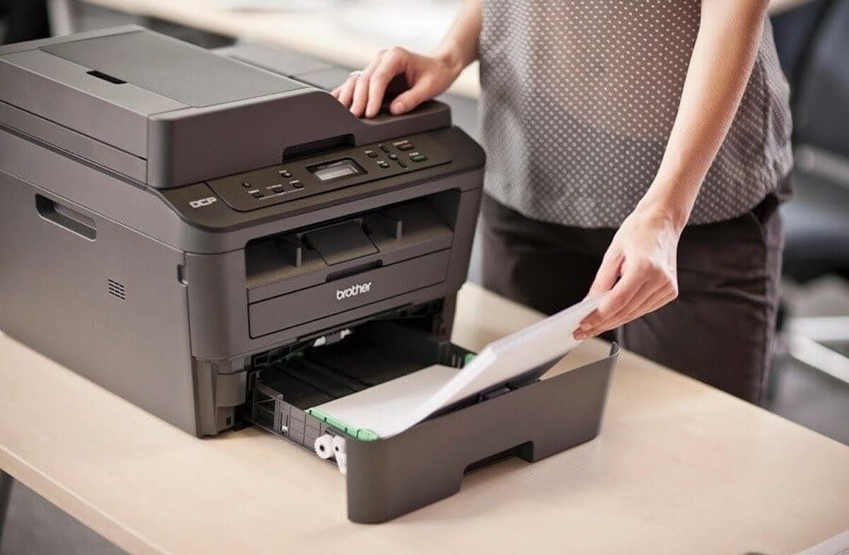 Как работает лазерный принтер, и когда лучше купить струйный. Все принтеры разные, но есть несколько основных типов. Изображение: printhit. Фото.