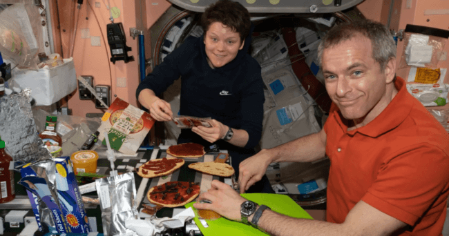 Почему вся еда в космосе имеет неприятный вкус — теперь есть ответ. Фото.