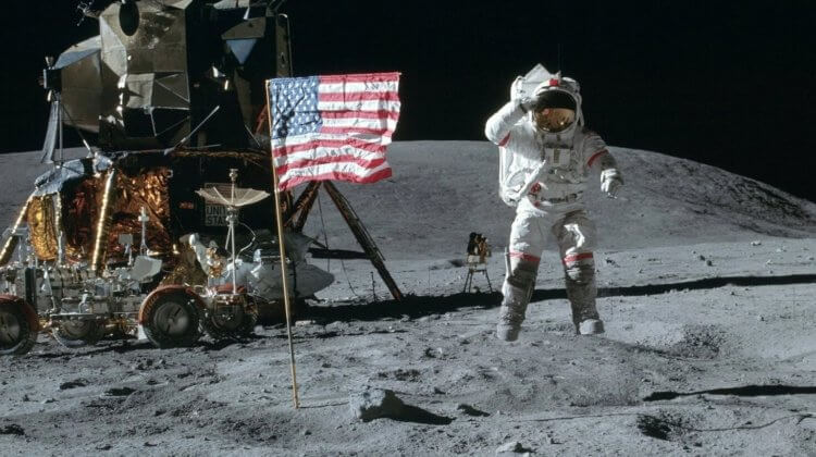 Полетит ли NASA на Марс. В то время как SpaceX хочет на Марс, агентство NASA собирается отправить людей на Луну. Источник изображения: Science Alert. Полетит ли NASA на Марс. В то время как SpaceX хочет на Марс, агентство NASA собирается отправить людей на Луну. Источник изображения: Science Alert. Фото.