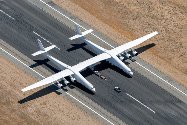 Talon-A2: новое слово в гиперзвуковом полете. Stratolaunch Roc — самый большой самолет в мире. Фото.