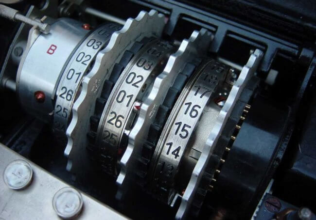 Может ли искусственный интеллект взломать шифровальную машину «Энигма»? Фото.