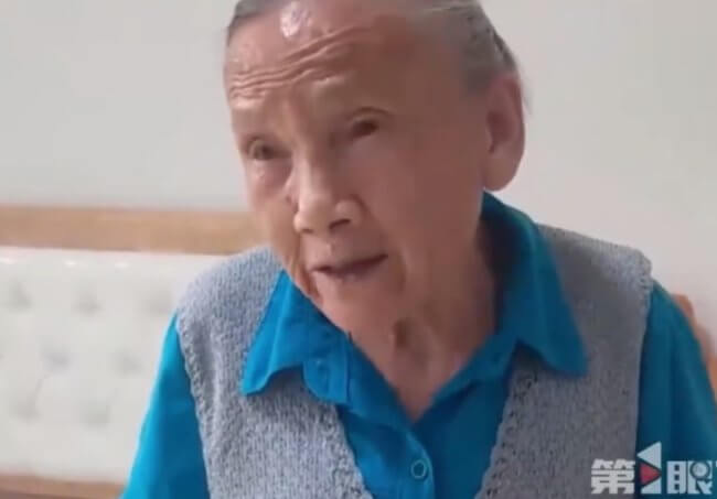 92-летняя китаянка делает по 200 отжиманий в день: как спорт влияет на ее здоровье? Фото.