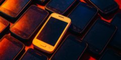 Сколько золота можно извлечь из старых телефонов: мы упускаем шанс разбогатеть? Фото.