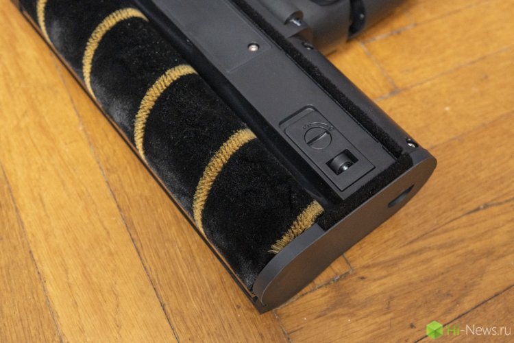 Опыт использования Dreame R10S Pro. Щетка может максимально близко подходить к стене. Опыт использования Dreame R10S Pro. Щетка может максимально близко подходить к стене. Фото.