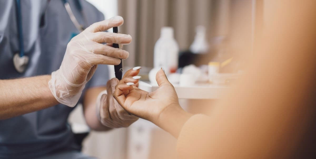 Zimislecel вводятся внутривенно в воротную вену и приживаются, восстанавливая секрецию С-пептида — маркера инсулина. Источник изображения: world-today-news.com. Фото.