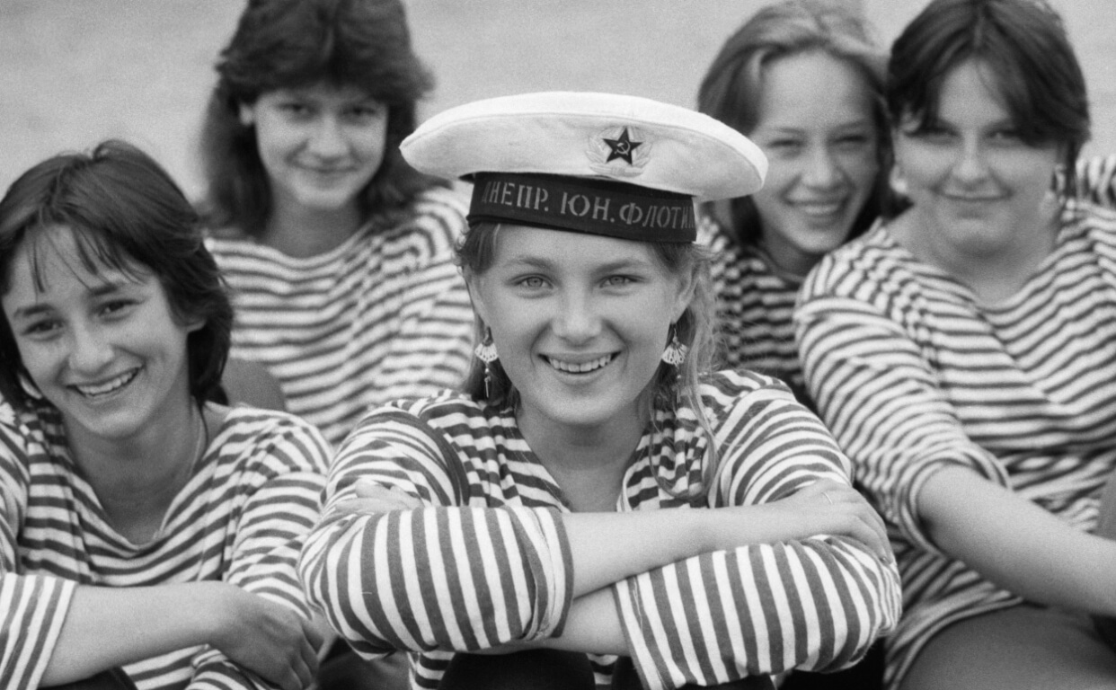 Полосатую одежду для моряков было дешевле шить. Источник фотографии: 5-tv.ru. Фото.