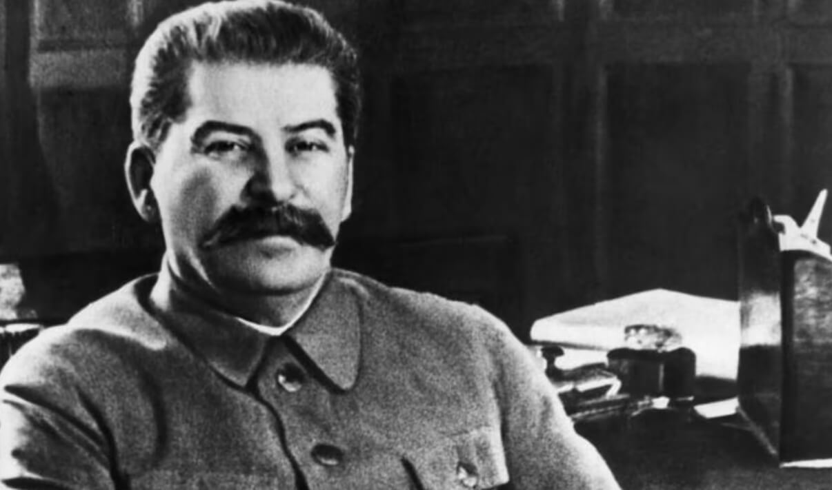 Считается, что одеколон нравился даже самому Сталину. Источник фотографии: history.com. Фото.