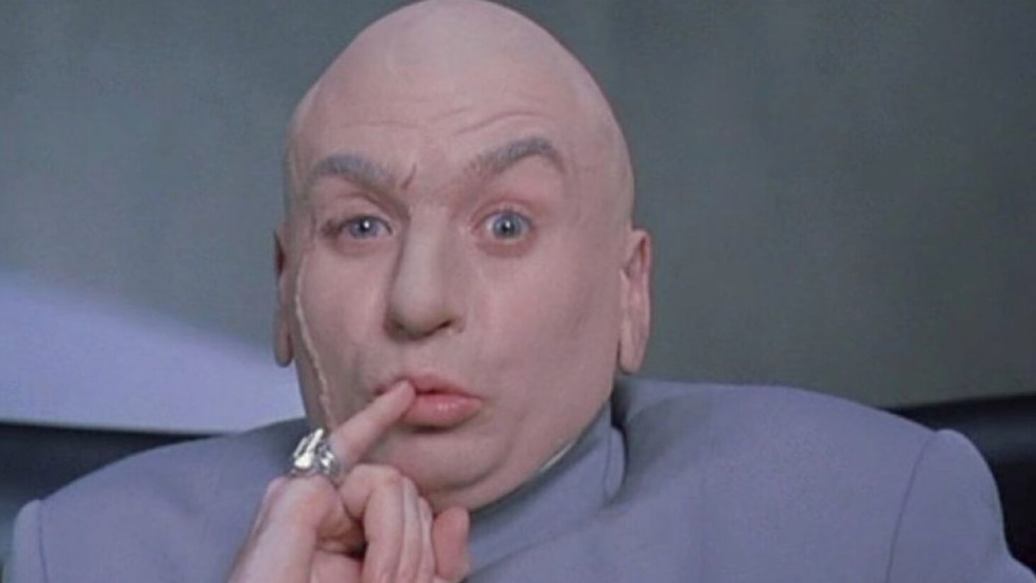 Лысеют ли люди от наушников? Так выглядит доктор Зло, если вы забыли. Кадр из фильма «Остин Пауэрс: Человек-загадка международного масштаба». Фото.