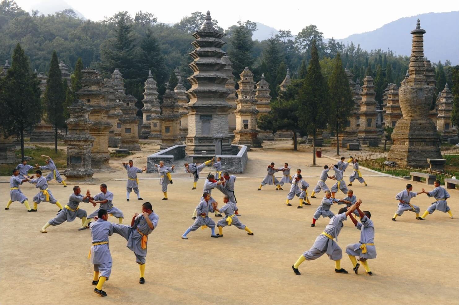 Главные храмы Китая, которые должен увидеть каждый турист. Шаолиньский монастырь, Хэнань, Китай. Источник изображения: sakh-tour.com. Фото.