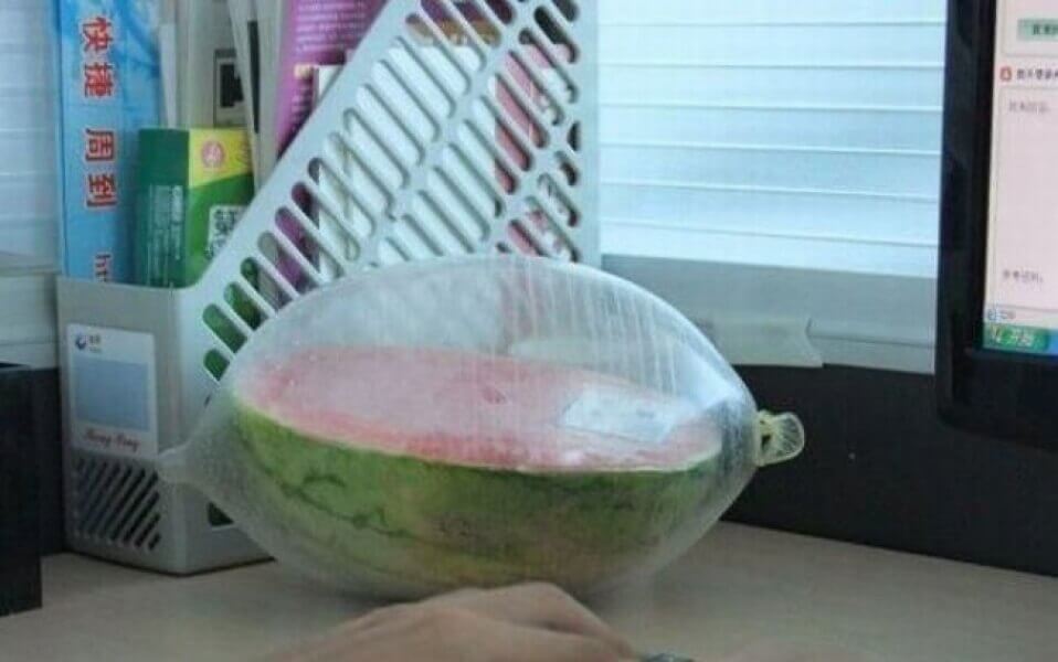 Слишком большой размер члена — это миф. А вот и наглядный пример растяжения. Источник изображения: obsuzhday.com. Фото.