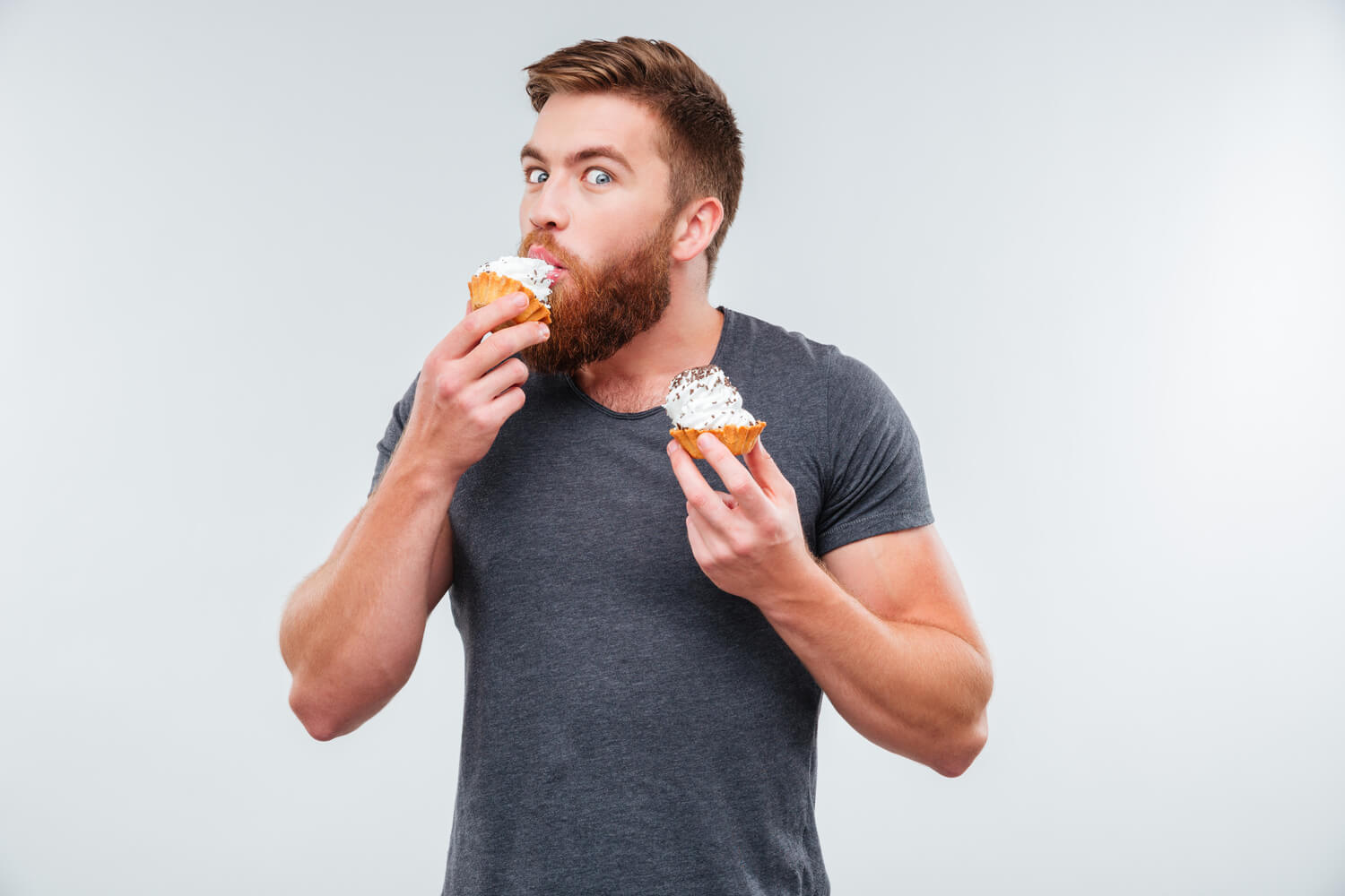 К чему приводит избыток сахара: 8 страшных последствий. Умеренное употребление сахара может помочь справиться с тягой к сладкому, наслаждаться любимыми продуктами и при этом оставаться здоровым. Источник изображения: the-challenger.ru. Фото.